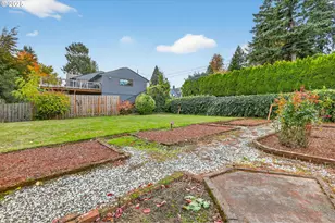 8112 SW 5th Ave., Portland, OR 97219 - Photo 35