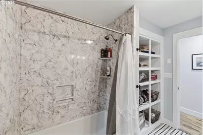 93930 Bridge View Ln, North Bend, OR 97459 - Photo 19