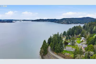 93930 Bridge View Ln, North Bend, OR 97459 - Photo 5