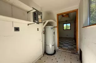 1063 SE Jackson St, Roseburg, OR 97470 - Photo 21