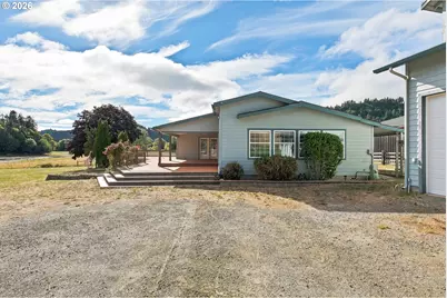 95643 Sitkum Ln, Myrtle Point, OR 97458 - Photo 3