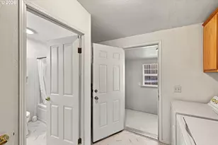 95643 Sitkum Ln, Myrtle Point, OR 97458 - Photo 21