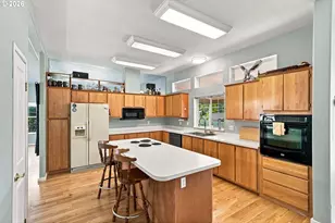 95643 Sitkum Ln, Myrtle Point, OR 97458 - Photo 13
