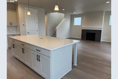 700 Magnolia Ave, Woodburn, OR 97071 - Photo 5
