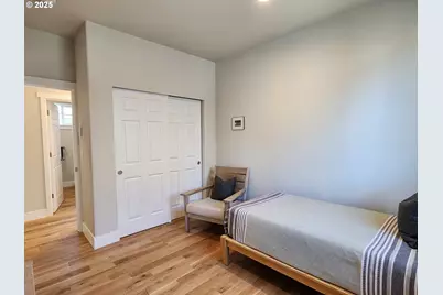 891 NE Division Ave, Bandon, OR 97411 - Photo 17