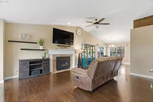 1315 High St, Gladstone, OR 97027 - Photo 7