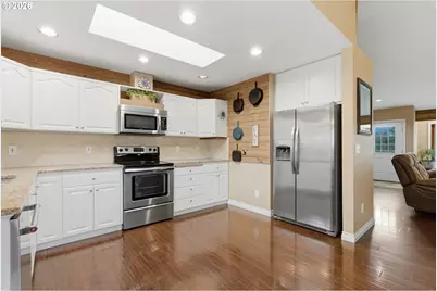 1315 High St, Gladstone, OR 97027 - Photo 15