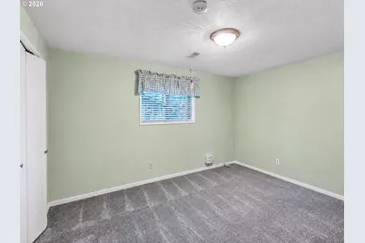 14275 SW 22nd St, Beaverton, OR 97008 - Photo 13