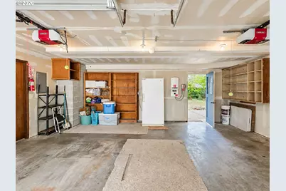 14275 SW 22nd St, Beaverton, OR 97008 - Photo 39