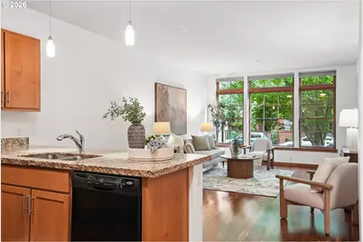 2335 NW Raleigh St #105, Portland, OR 97210 - Photo 5