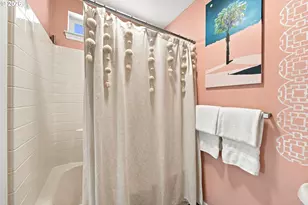 175 NW Brent Ct, Roseburg, OR 97471 - Photo 29