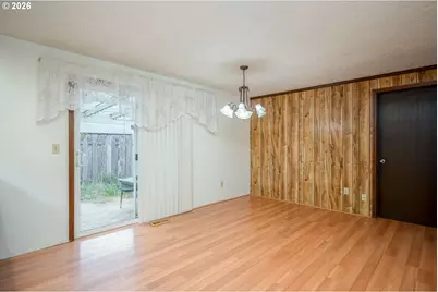 2926 SE 144th Ave, Portland, OR 97236 - Photo 3