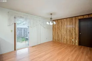 2926 SE 144th Ave, Portland, OR 97236 - Photo 3