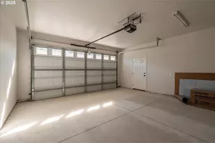 30302 Driftwood Dr, Gold Beach, OR 97444 - Photo 21
