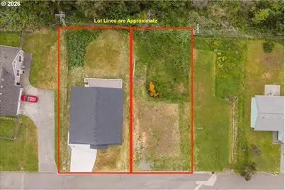 30302 Driftwood Dr, Gold Beach, OR 97444 - Photo 3