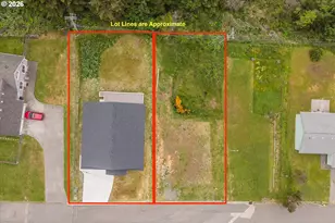 30302 Driftwood Dr, Gold Beach, OR 97444 - Photo 3