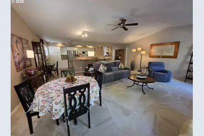 2217 NE 179th St #B52, Ridgefield, WA 98642 - Photo 11
