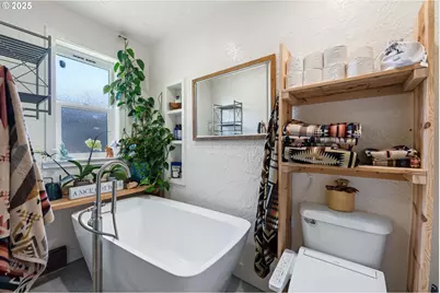 1935 17th St, North Bend, OR 97459 - Photo 15