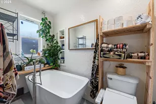 1935 17th St, North Bend, OR 97459 - Photo 15