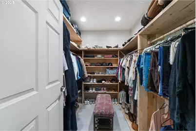 1935 17th St, North Bend, OR 97459 - Photo 9