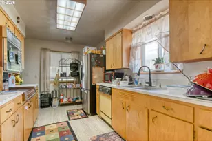 113 SE 7th St, Pendleton, OR 97801 - Photo 11