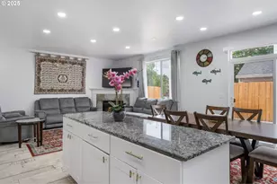 19577 SW Treehouse Ln, Beaverton, OR 97078 - Photo 13