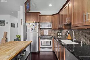 838 SE 38th Ave, Portland, OR 97214 - Photo 9