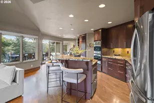 1592 View Lake Ct, Lake Oswego, OR 97034 - Photo 11