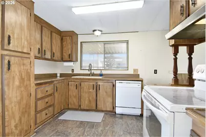 900 NE Francis Ave, Gresham, OR 97030 - Photo 7