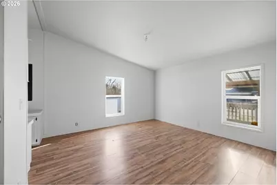 93295 Territorial Hwy #5, Junction City, OR 97448 - Photo 11