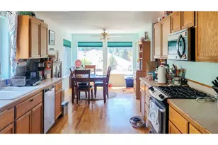 1234 E Fourth Ave, Sutherlin, OR 97479 - Photo 7