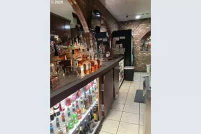 805 SE Stephens St, Roseburg, OR 97470 - Photo 9