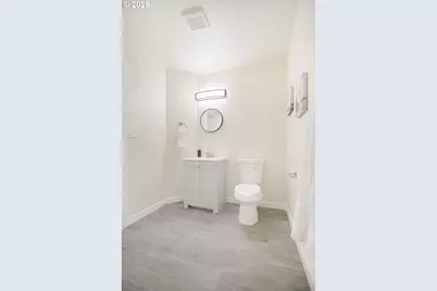 1214 S 5th Ave, Kelso, WA 98626 - Photo 29