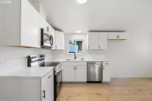 208 Burma Rd, Castle Rock, WA 98611 - Photo 9