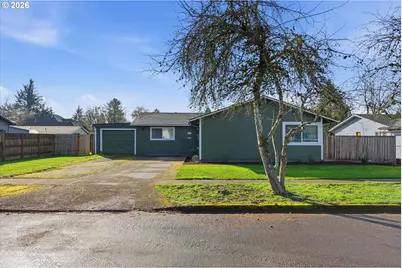 704 E Pinehurst Dr, Newberg, OR 97132 - Photo 3