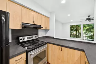 1535 SW Clay St, Portland, OR 97201 - Photo 5