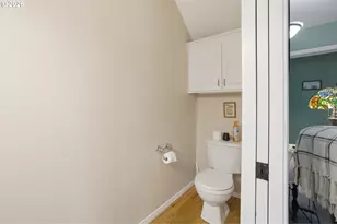 2033 W Park Ct NW, Salem, OR 97304 - Photo 25