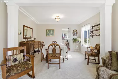 2033 West Park Ct NW, Salem, OR 97304 - Photo 7