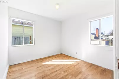 320 Juniper St, Sweet Home, OR 97386 - Photo 9