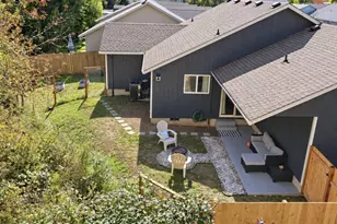 209 Blue Bird St, Cottage Grove, OR 97424 - Photo 33