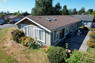 1100 NW Warrenton Dr, Warrenton, OR 97146 - Photo 11