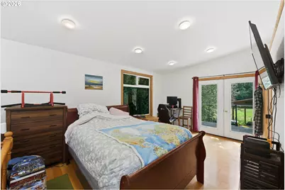 96863 Larson Ln, North Bend, OR 97459 - Photo 23