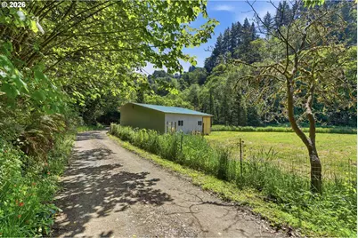 96863 Larson Ln, North Bend, OR 97459 - Photo 43