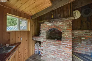 96863 Larson Ln, North Bend, OR 97459 - Photo 29