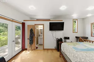 96863 Larson Ln, North Bend, OR 97459 - Photo 25