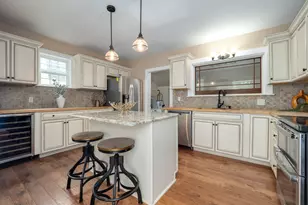 336 N 5th St, Carlton, OR 97111 - Photo 5
