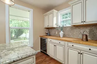 336 N 5th St, Carlton, OR 97111 - Photo 7
