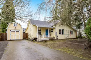 336 N 5th St, Carlton, OR 97111 - Photo 1