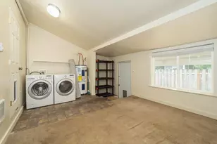 336 N 5th St, Carlton, OR 97111 - Photo 31