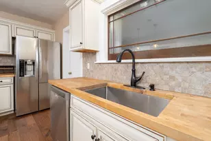 336 N 5th St, Carlton, OR 97111 - Photo 11